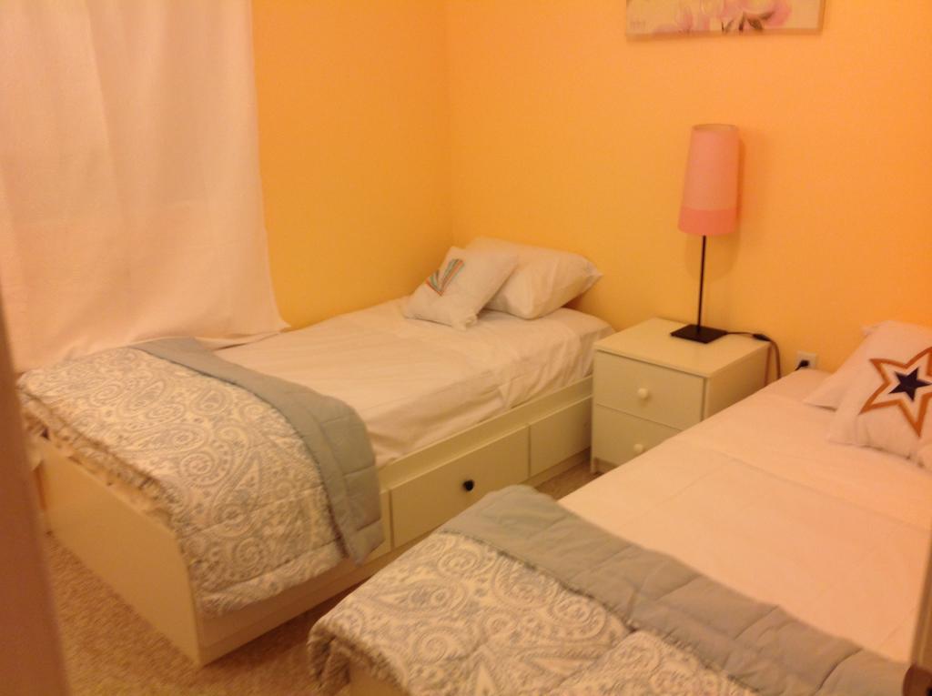 Mojoy Homesuites At Runyon Newark Eksteriør bilde