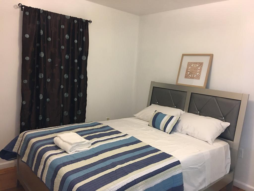 Mojoy Homesuites At Runyon Newark Eksteriør bilde